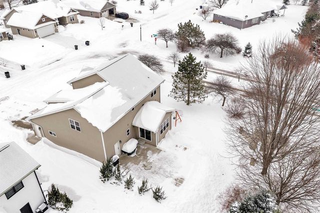 1102 HEYERDAHL HEIGHTS, Oneida, WI 54115