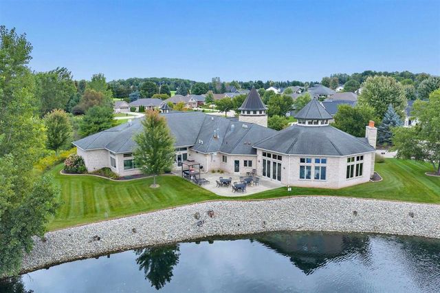 1102 HEYERDAHL HEIGHTS, Oneida, WI 54115