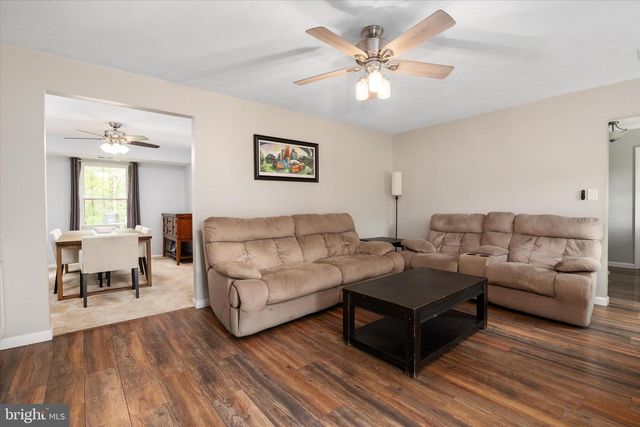 6310 WOODCREST DR, Dunkirk, MD 20754