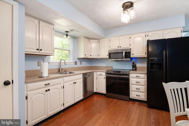 6310 WOODCREST DR, Dunkirk, MD 20754