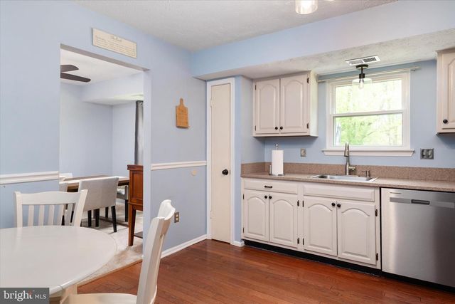6310 WOODCREST DR, Dunkirk, MD 20754
