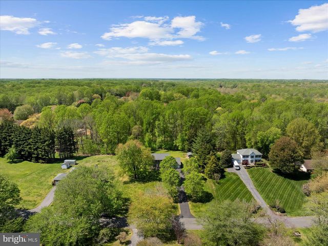 6310 WOODCREST DR, Dunkirk, MD 20754
