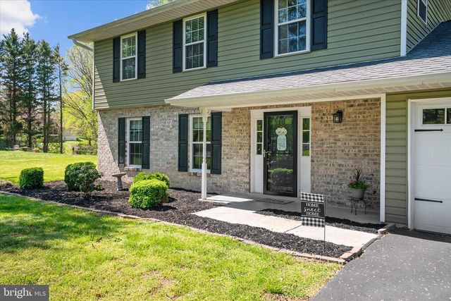 6310 WOODCREST DR, Dunkirk, MD 20754