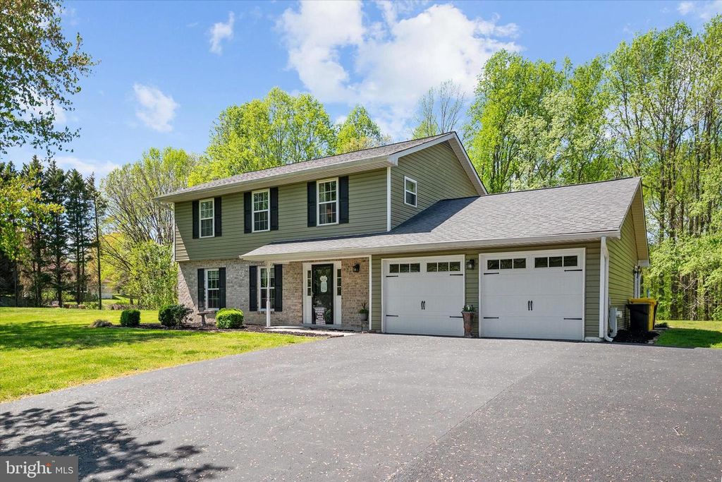 6310 WOODCREST DR, Dunkirk, MD 20754