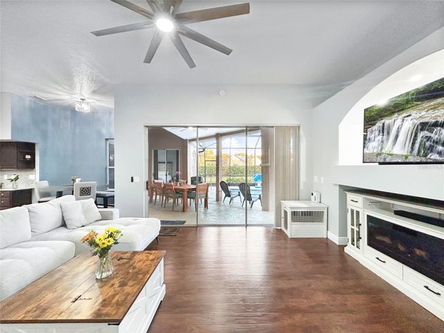 4839 EAGLESHAM DRIVE, Orlando, FL 32826