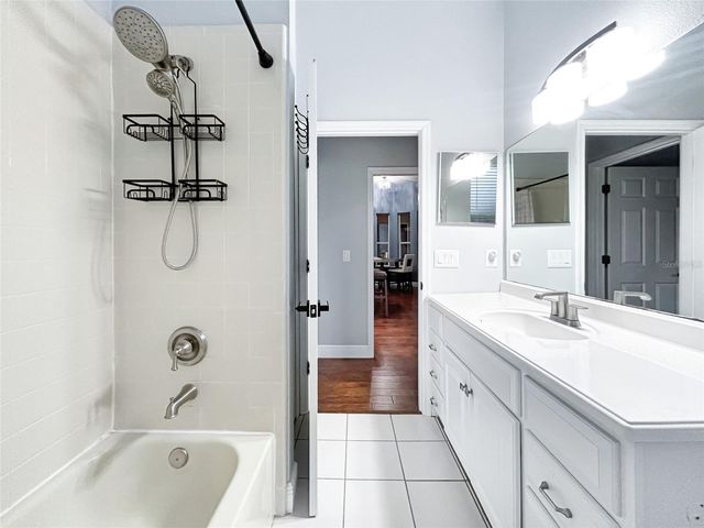 4839 EAGLESHAM DRIVE, Orlando, FL 32826