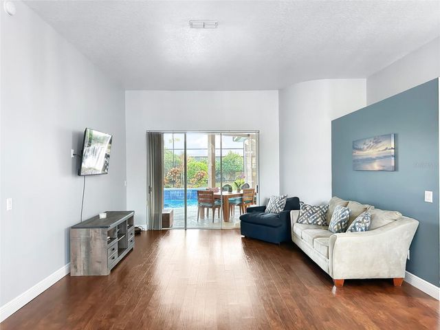 4839 EAGLESHAM DRIVE, Orlando, FL 32826