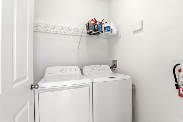 6010 NEWPORT LANE 103, Orlando, FL 32821