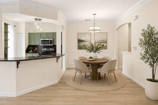 6010 NEWPORT LANE 103, Orlando, FL 32821