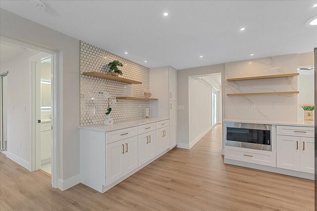 1021 15TH STREET, Palm Harbor, FL 34683