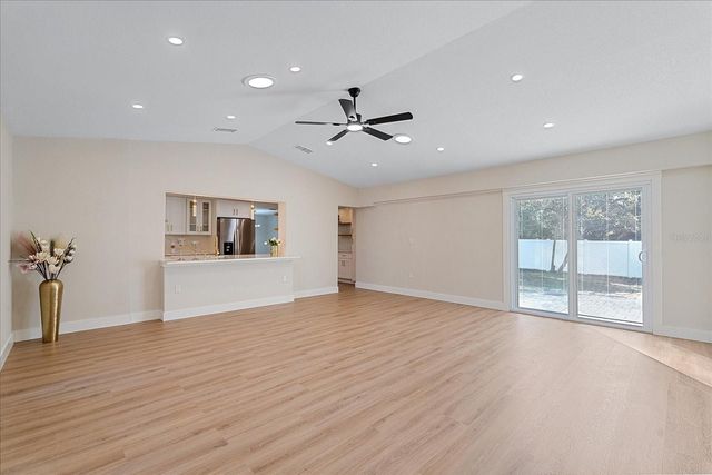 1021 15TH STREET, Palm Harbor, FL 34683