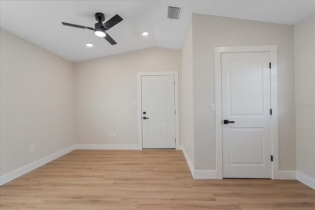 1021 15TH STREET, Palm Harbor, FL 34683