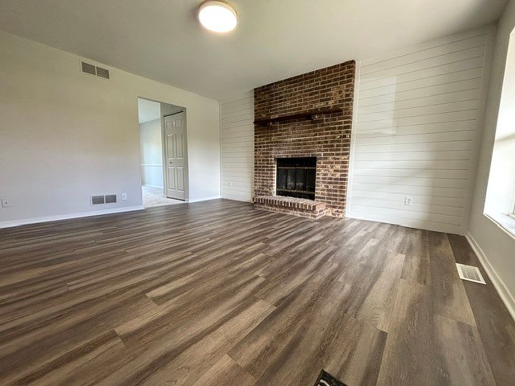 505 S Raven Road, Shorewood, IL 60404 — photo 2