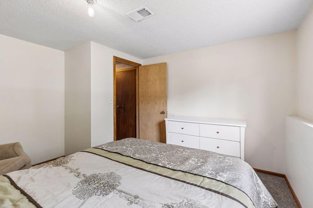 1731 130th Avenue NE, Blaine, MN 55449