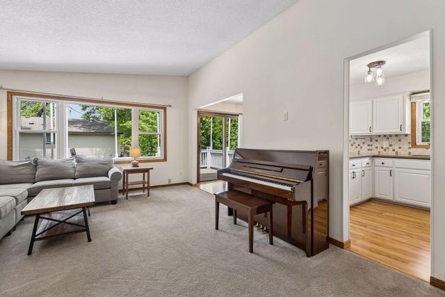 1731 130th Avenue NE, Blaine, MN 55449