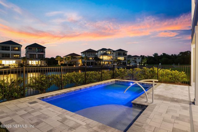 18 SPINAKER Circle, Palm Coast, FL 32137