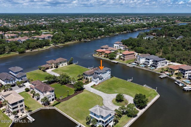 18 SPINAKER Circle, Palm Coast, FL 32137