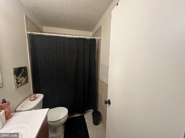 7226 72nd Lane N 210, Brooklyn Park, MN 55428