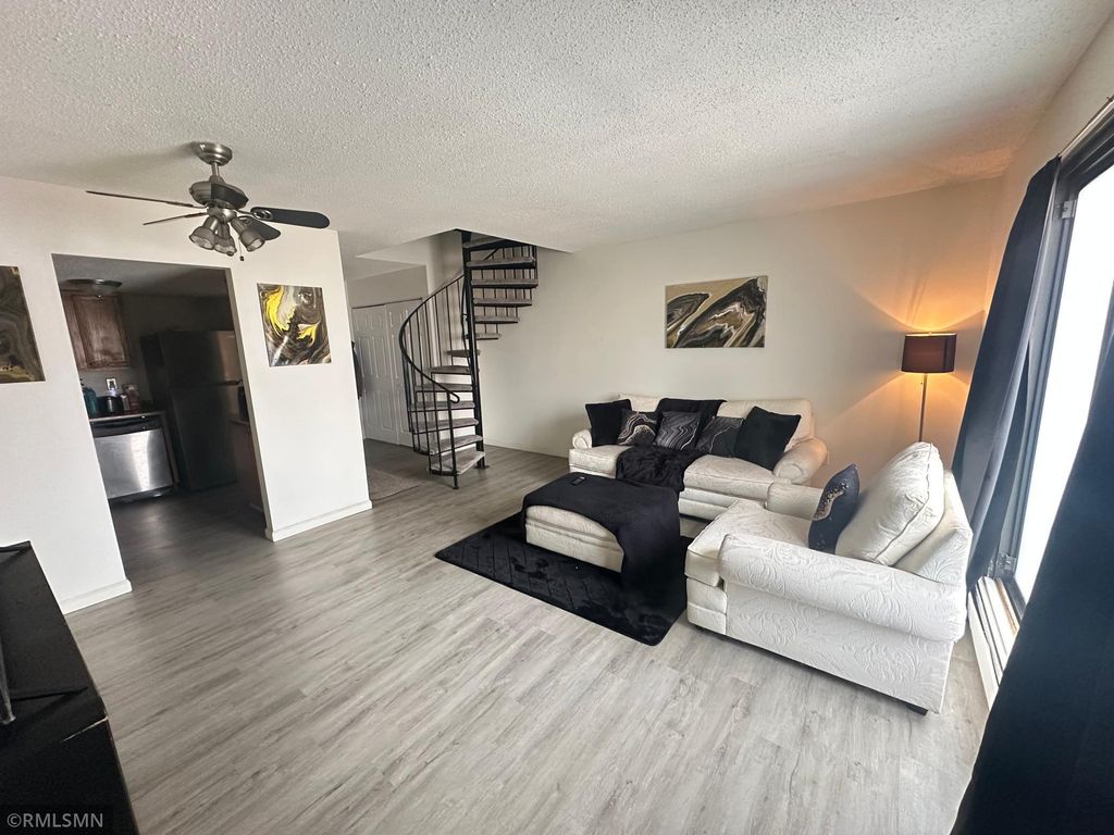 7226 72nd Lane N 210, Brooklyn Park, MN 55428 — photo 3