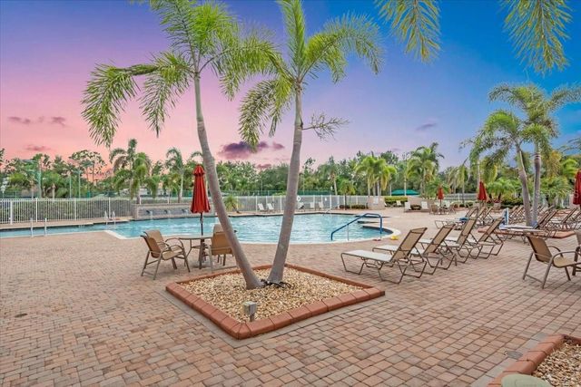 6558 41ST COURT E, Sarasota, FL 34243