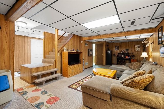 271 Annuity Drive, South Franklin, PA 15301