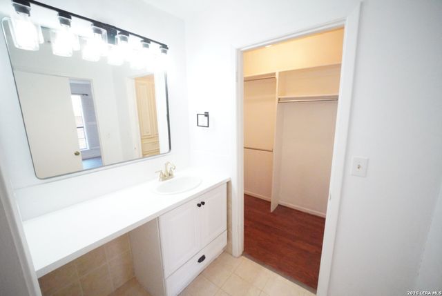 7926 Broadway Apt 102, San Antonio, TX 78209