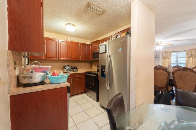 3617 Old Boynton Road, Boynton Beach, FL 33436