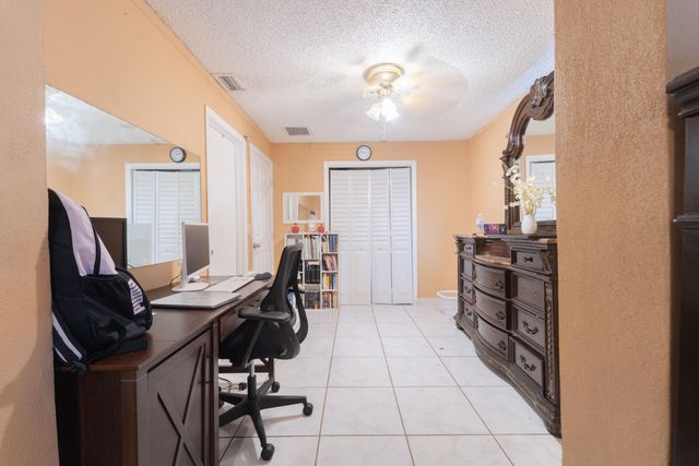 3617 Old Boynton Road, Boynton Beach, FL 33436
