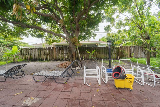 3617 Old Boynton Road, Boynton Beach, FL 33436