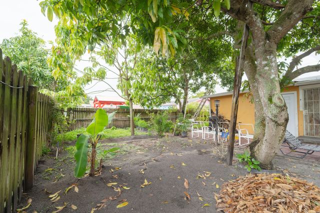 3617 Old Boynton Road, Boynton Beach, FL 33436