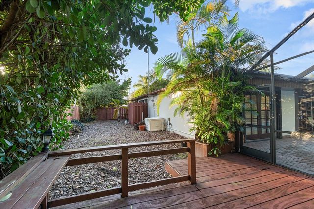 8115 SW 92nd Ct, Miami, FL 33173