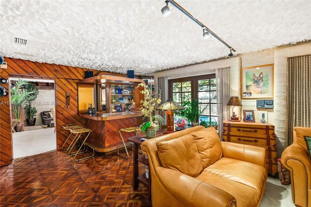 8115 SW 92nd Ct, Miami, FL 33173