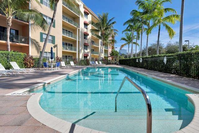 1640 Presidential Way 501, West Palm Beach, FL 33401