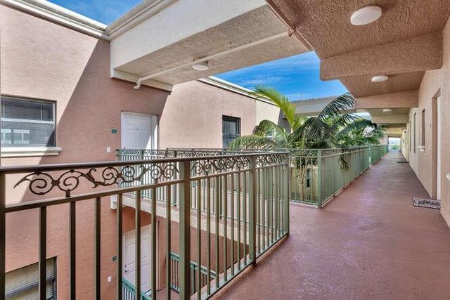 1640 Presidential Way 501, West Palm Beach, FL 33401