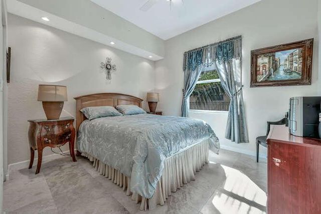 1640 Presidential Way 501, West Palm Beach, FL 33401