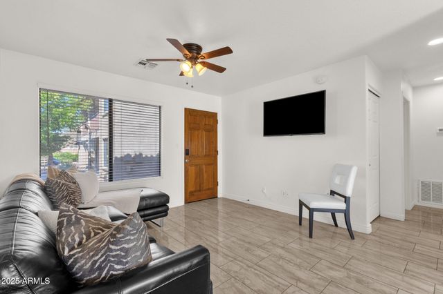 13636 N SAGUARO Boulevard 103, Fountain Hills, AZ 85268