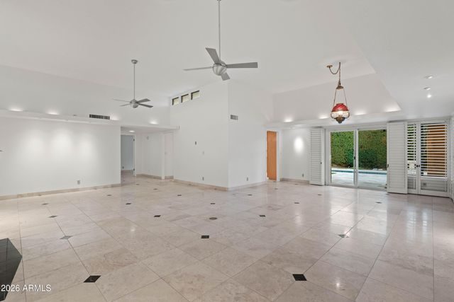 8035 E DEL TIMBRE Drive, Scottsdale, AZ 85258