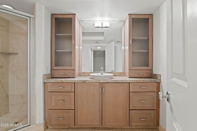 8035 E DEL TIMBRE Drive, Scottsdale, AZ 85258