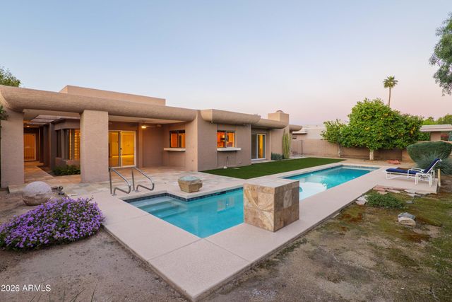 8035 E DEL TIMBRE Drive, Scottsdale, AZ 85258