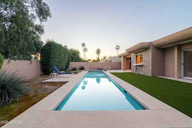 8035 E DEL TIMBRE Drive, Scottsdale, AZ 85258