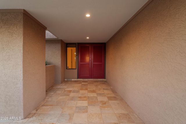 8035 E DEL TIMBRE Drive, Scottsdale, AZ 85258