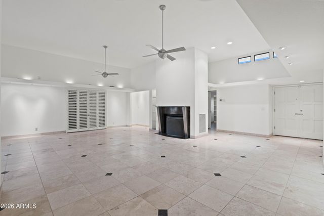 8035 E DEL TIMBRE Drive, Scottsdale, AZ 85258