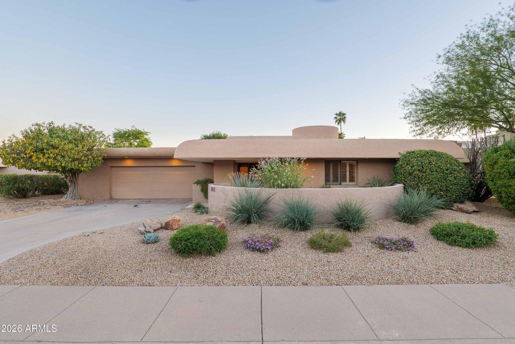 8035 E DEL TIMBRE Drive, Scottsdale, AZ 85258
