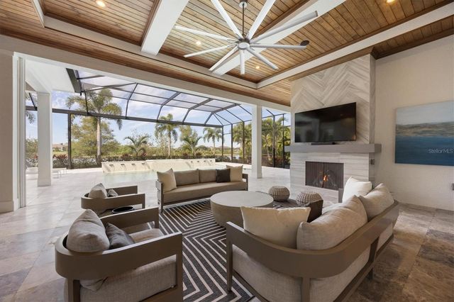 8465 PAVIA WAY, Lakewood Ranch, FL 34202