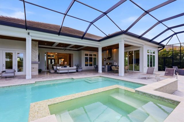 8465 PAVIA WAY, Lakewood Ranch, FL 34202