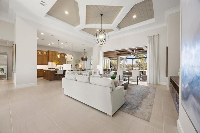 8465 PAVIA WAY, Lakewood Ranch, FL 34202