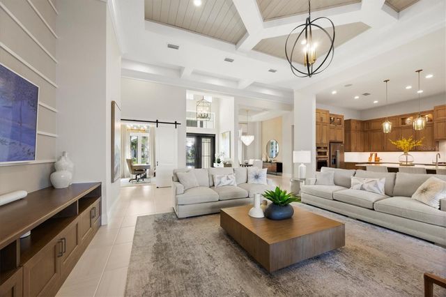 8465 PAVIA WAY, Lakewood Ranch, FL 34202