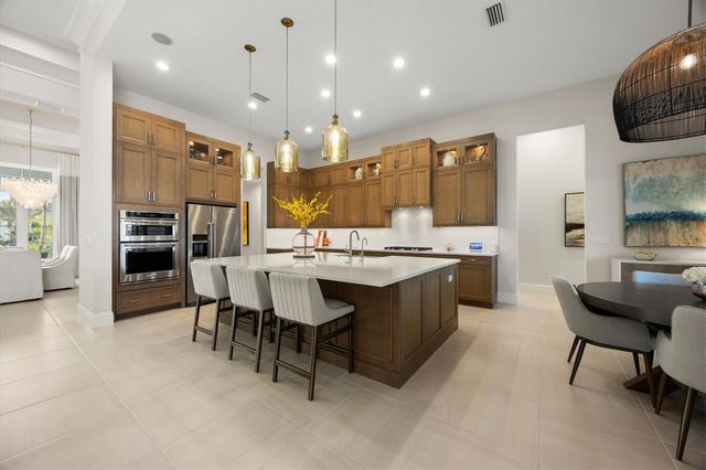 8465 PAVIA WAY, Lakewood Ranch, FL 34202