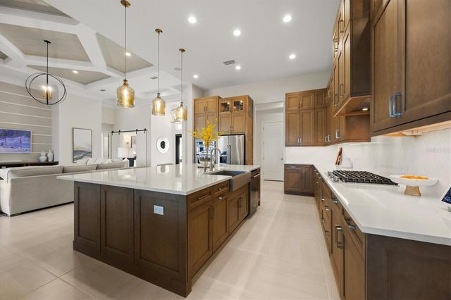 8465 PAVIA WAY, Lakewood Ranch, FL 34202