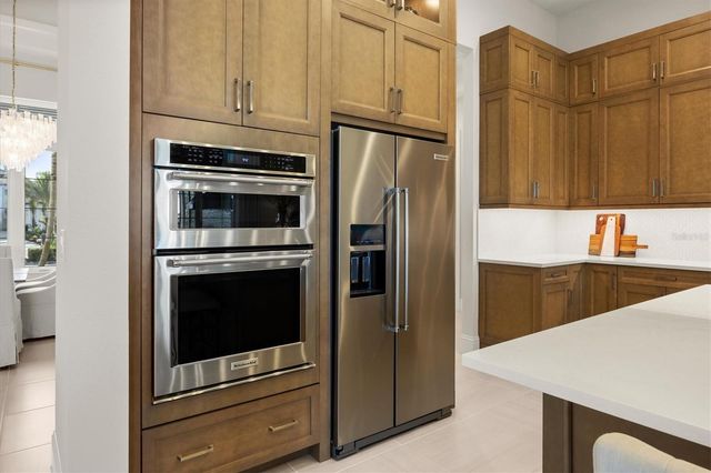 8465 PAVIA WAY, Lakewood Ranch, FL 34202